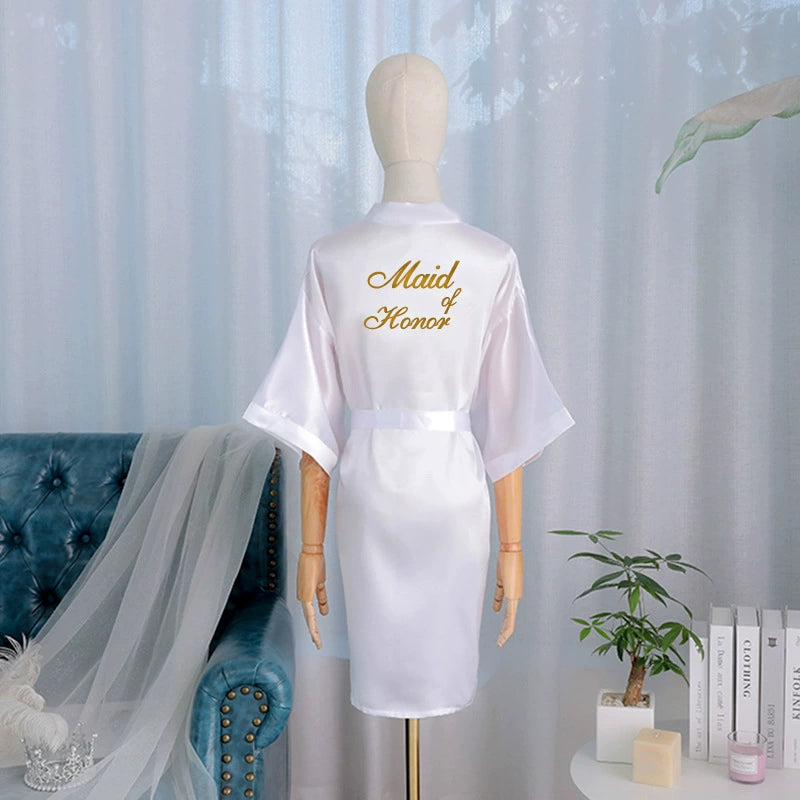 White Maid of Honor Half-Sleeve Satin Nightgown – Timeless Bridal Party Loungewear, Silky Fabric with "Maid of Honor" Embroidery