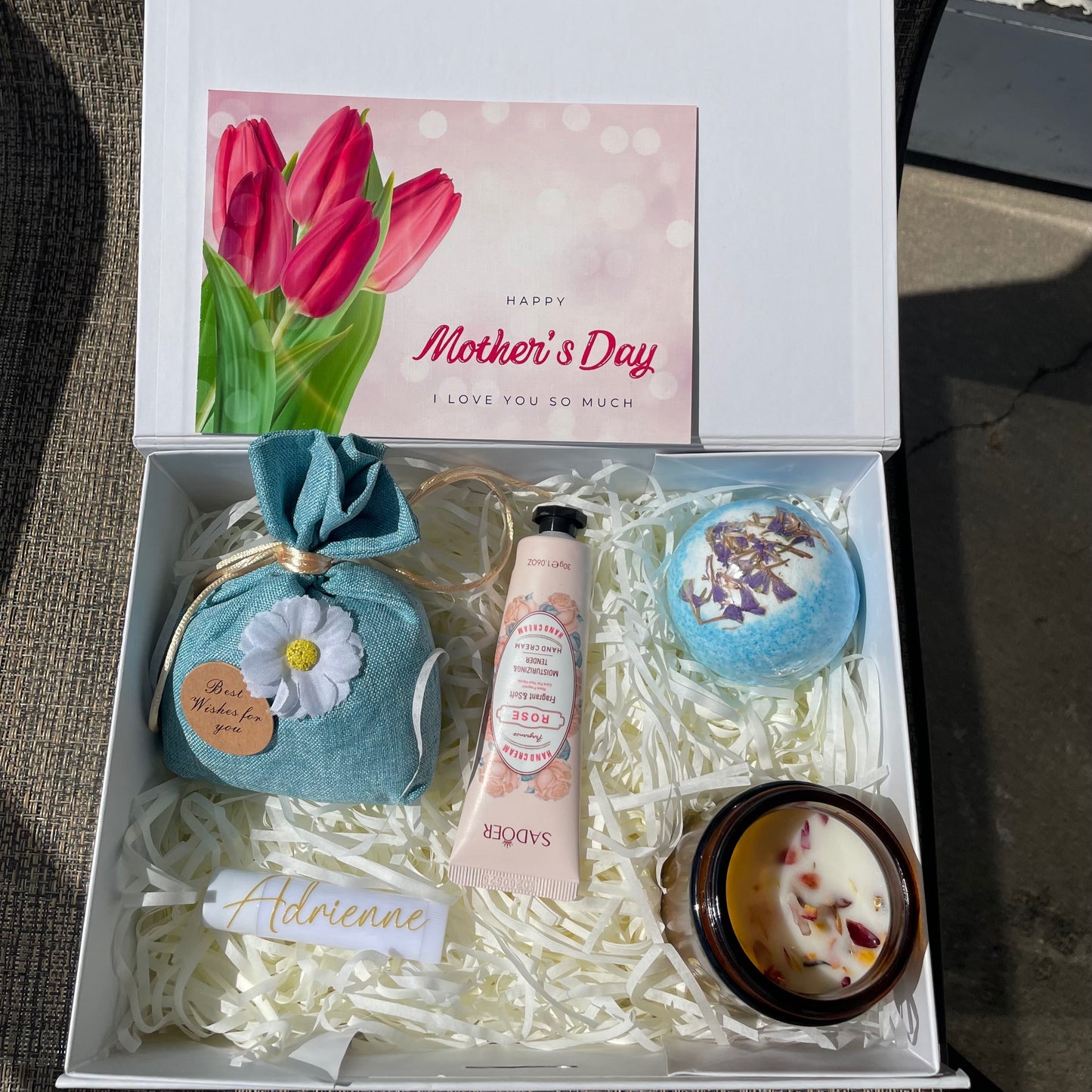 Custom Mother’s Day Gift Box for Mom – Personalized Spa Set with Name, Bath Bomb, Candle & Keepsake Bag