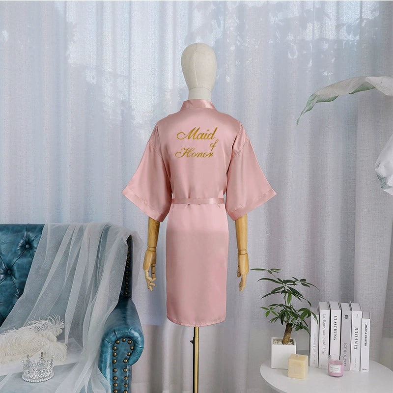 Dusty Pink Maid of Honor Half-Sleeve Satin Nightgown – Romantic Bridal Party Loungewear, Silky Fabric with "Maid of Honor" Embroidery