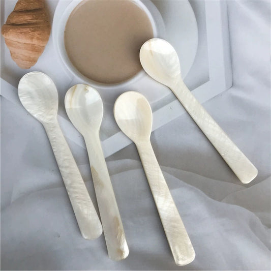 13CM White Shell-Patterned Spoons – Elegant Iridescent Tableware (Set of Multiple Pieces)