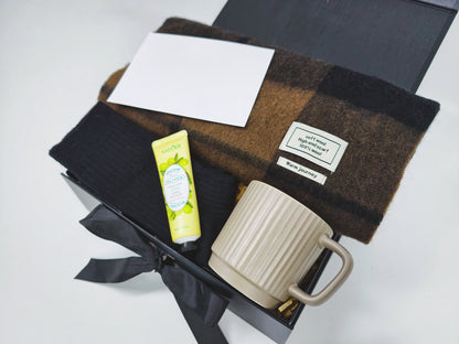 Warm Woolen Men’s Cozy Winter Care Gift Box – Retirement & Appreciation Edition