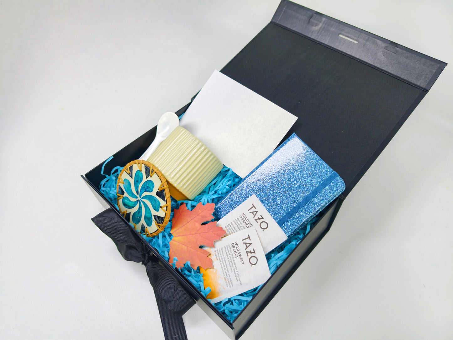 Midnight Tea Room Men’s Cozy Tea & Journaling Gift Box – Quiet Reflection Edition
