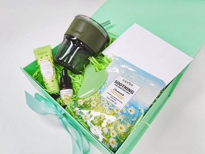 Green Chamomile Morning Vitality Self-Care Gift Box – Creative & Nature Lover Edition